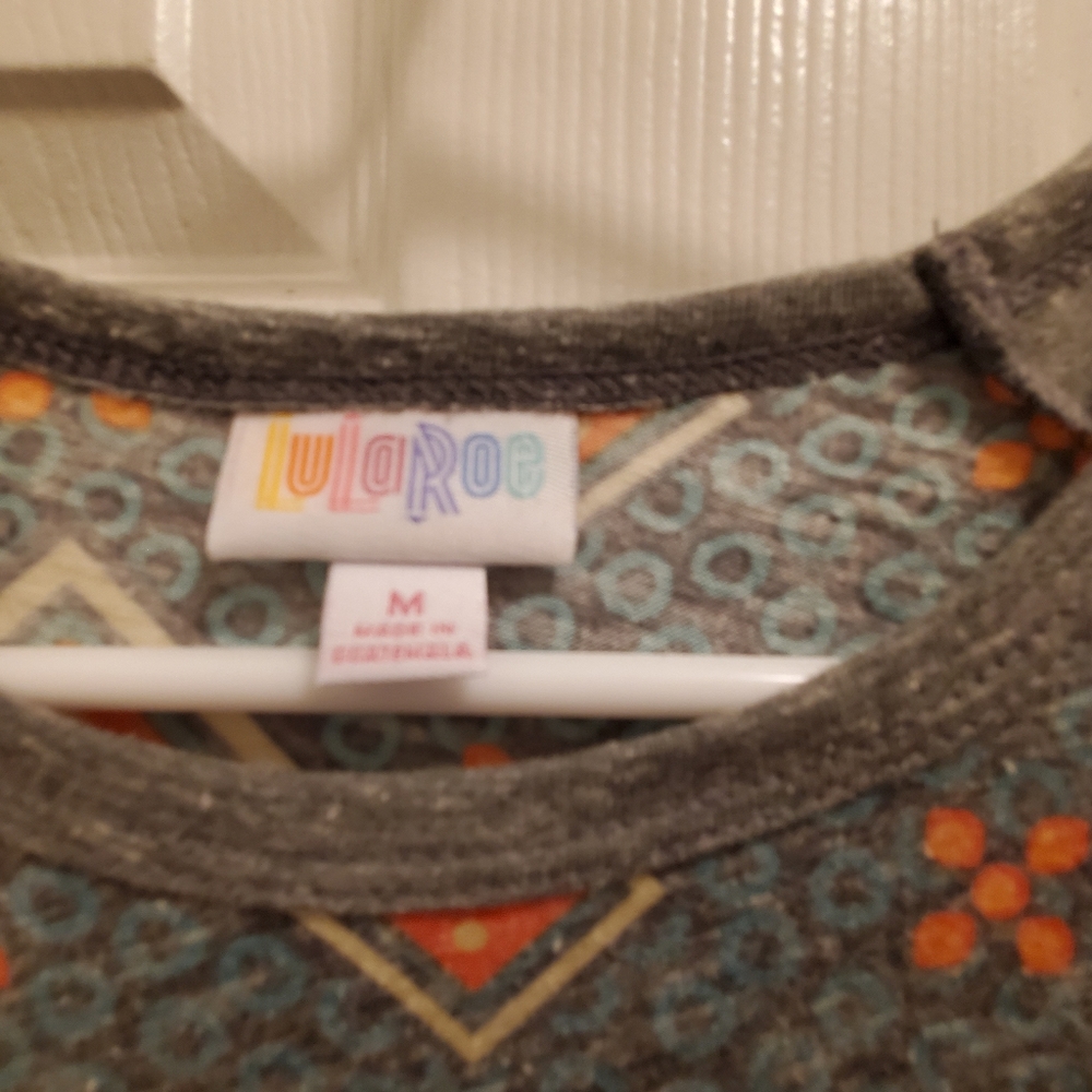 *NWOT Lularoe Randy* - Picture 3 of 3